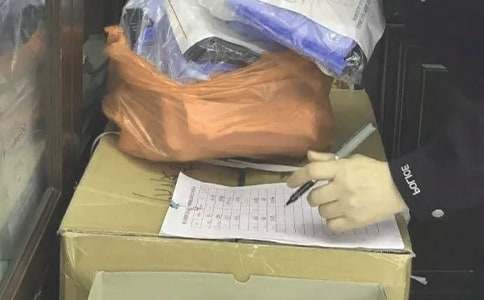 �}�܆T��K�������Y7ƪ