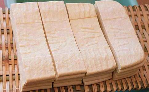 毛豆腐_家鄉(xiāng)的美食作文750字