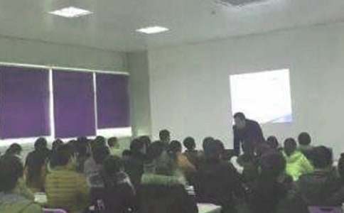 �������W��ί�T��Ƹ���v�壨ͨ��15ƪ��