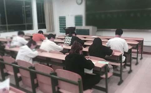 �����T����ԇ�ķ�˼����300��3ƪ