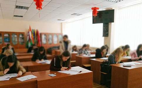 ���؂䡿��ԇ��˼����300���\��8ƪ