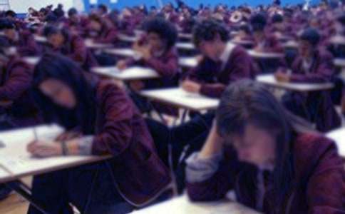 �����A����ԇ�ķ�˼����300��10ƪ