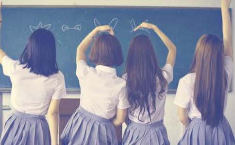 ����Ʒ�����ҵ�ͬ�W(xu��)������4ƪ