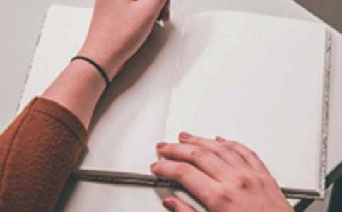 �@����С������700�֣����x33ƪ��